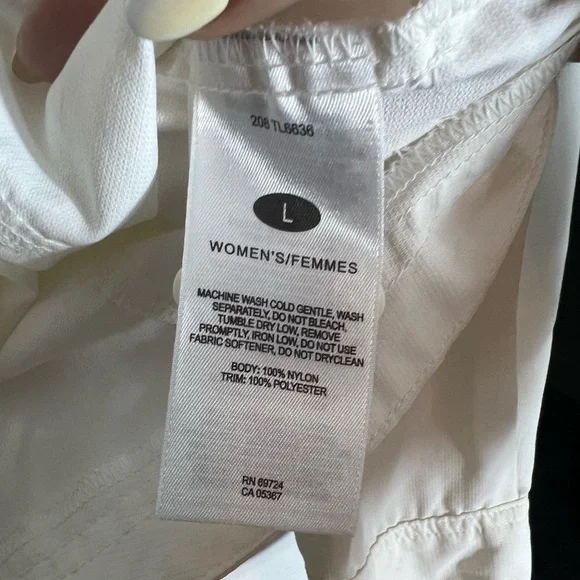 Columbia Titanium Ladies Long Sleeve Button Down Ivory Outdoor Shirt, Large - Picture 4 of 5